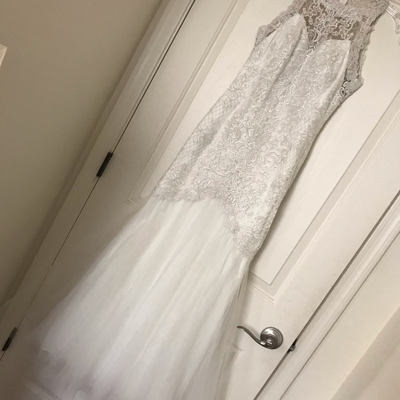 Tadashi Shoji Lace Halter Mermaid Gown - Picture 4 of 8